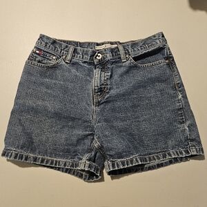 Tommy Hilfiger Boyfriend Fit Denim Jean Shorts Size 8